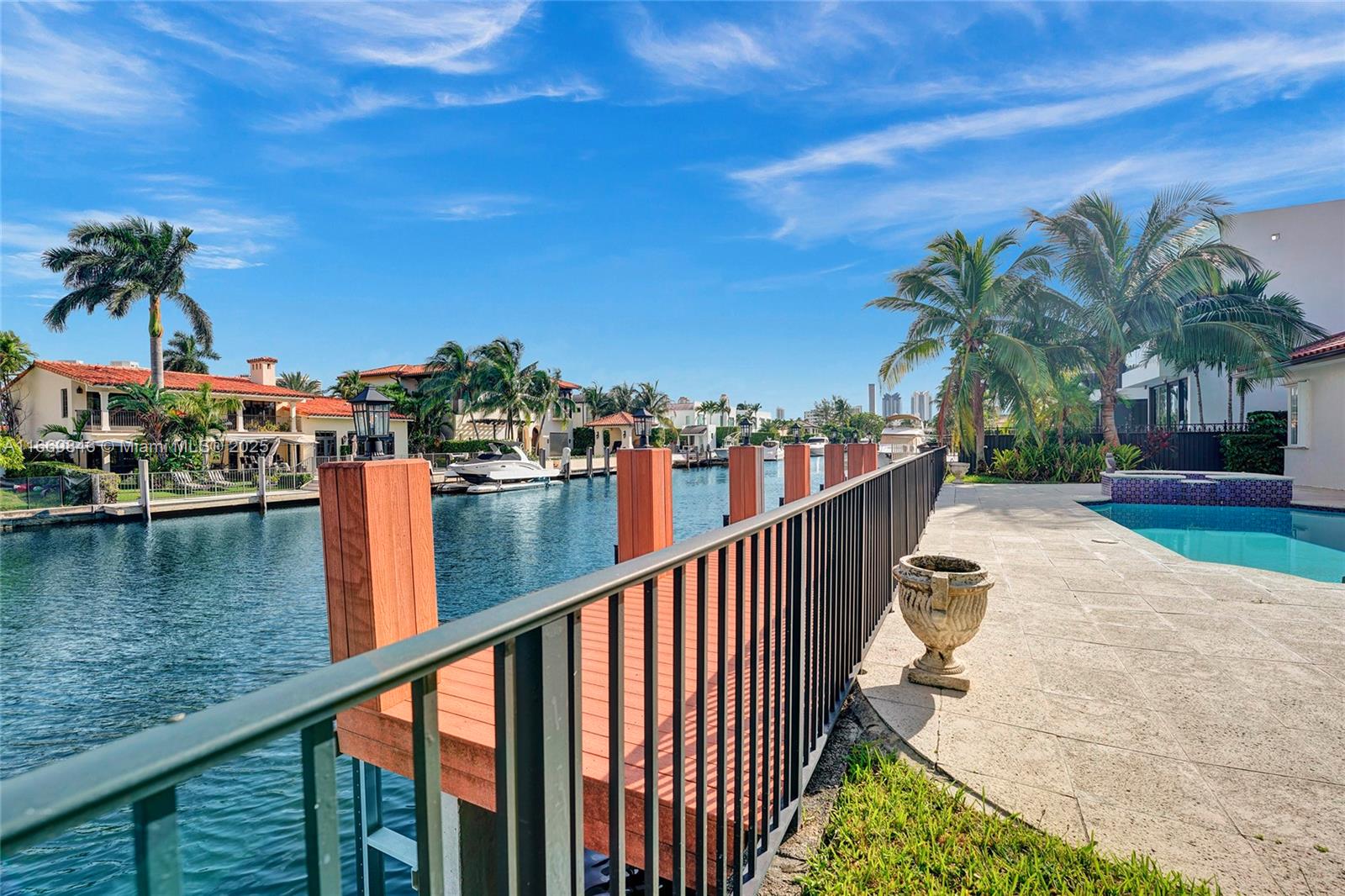 EASTERN SHORES 1ST ADDN - Residential