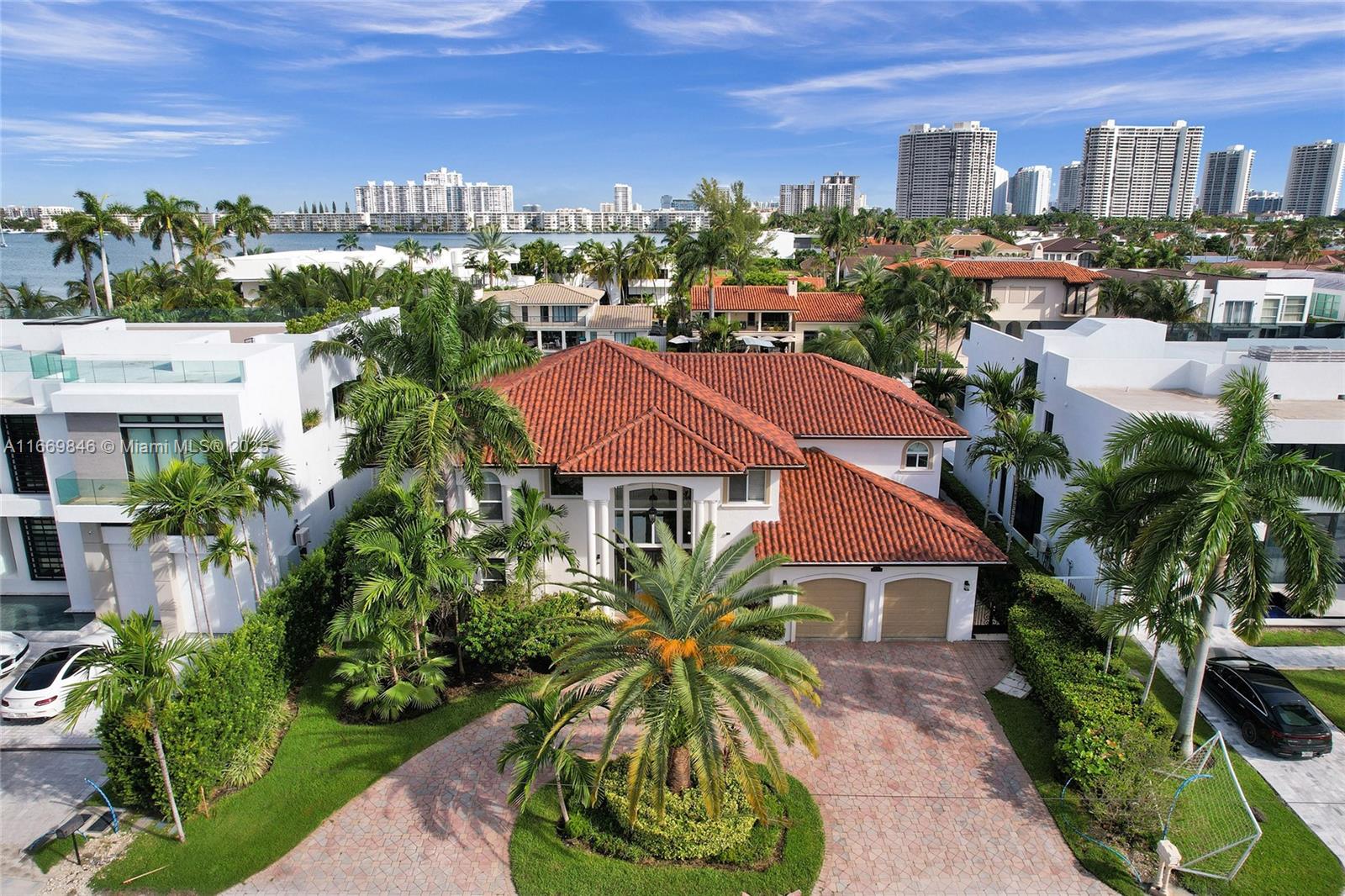 EASTERN SHORES 1ST ADDN - Residential