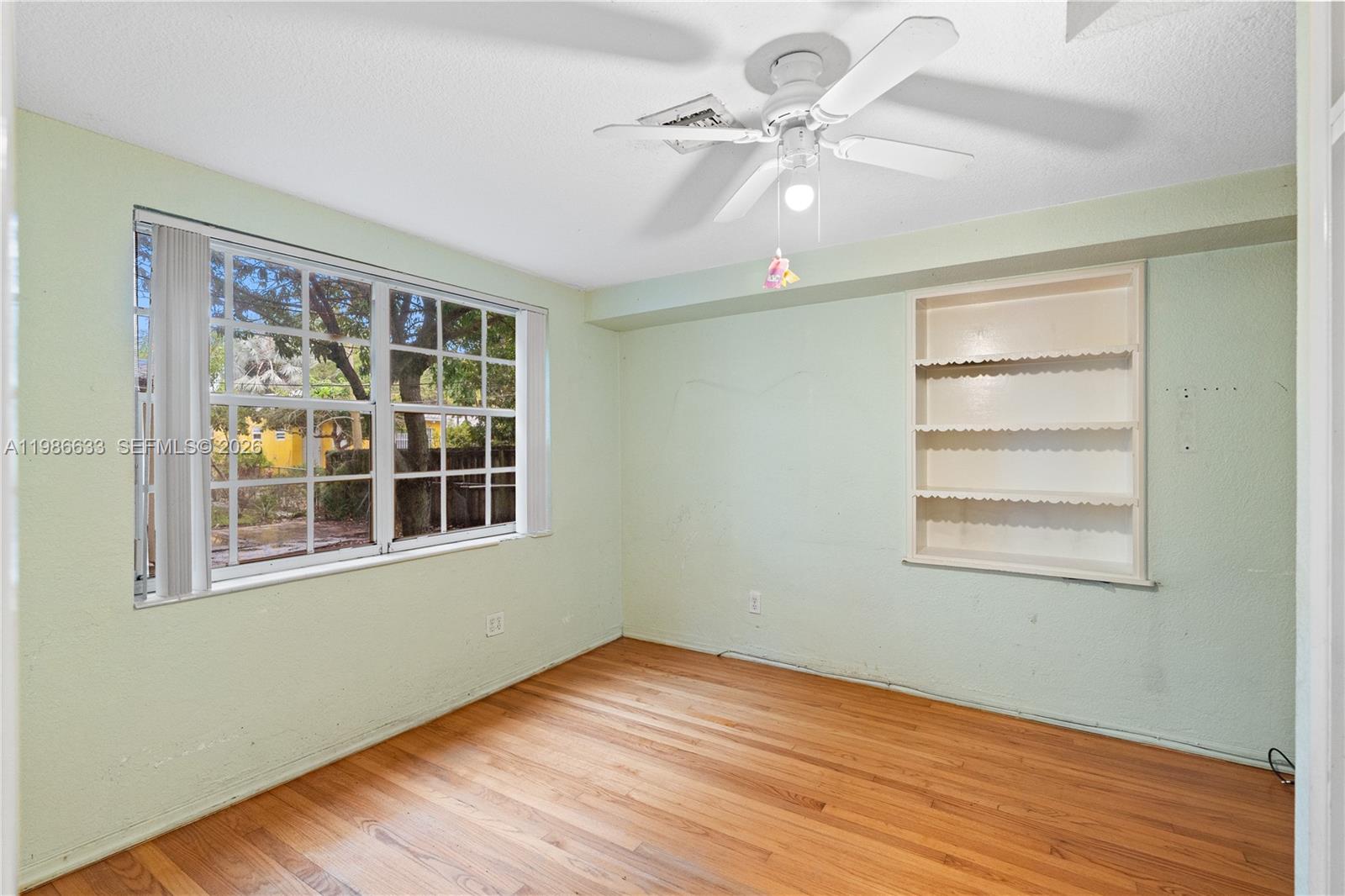 PORTER MANOR - Residential