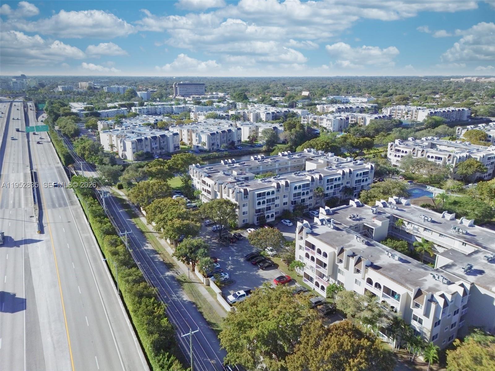 VILLAGE OF KINGS CREEK CO - Residential