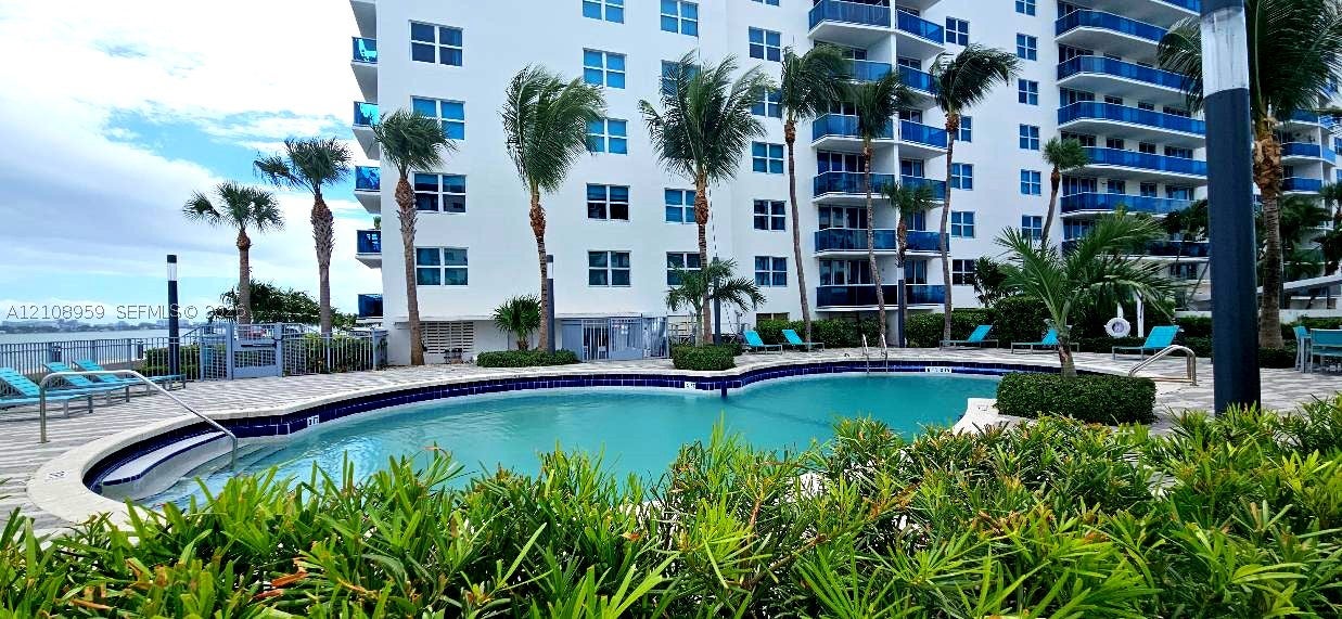 View photos, virtual tours, details... 7501 E Treasure Dr 9S