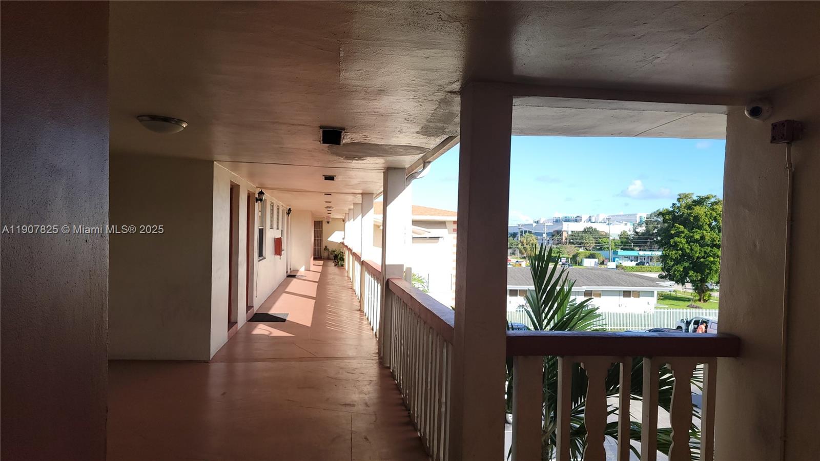 LAKE PARK GARDENS 1 INC C - Residential Lease