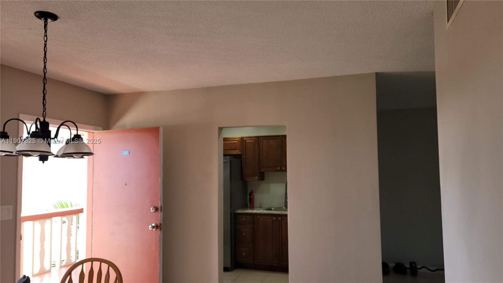 LAKE PARK GARDENS 1 INC C - Residential Lease