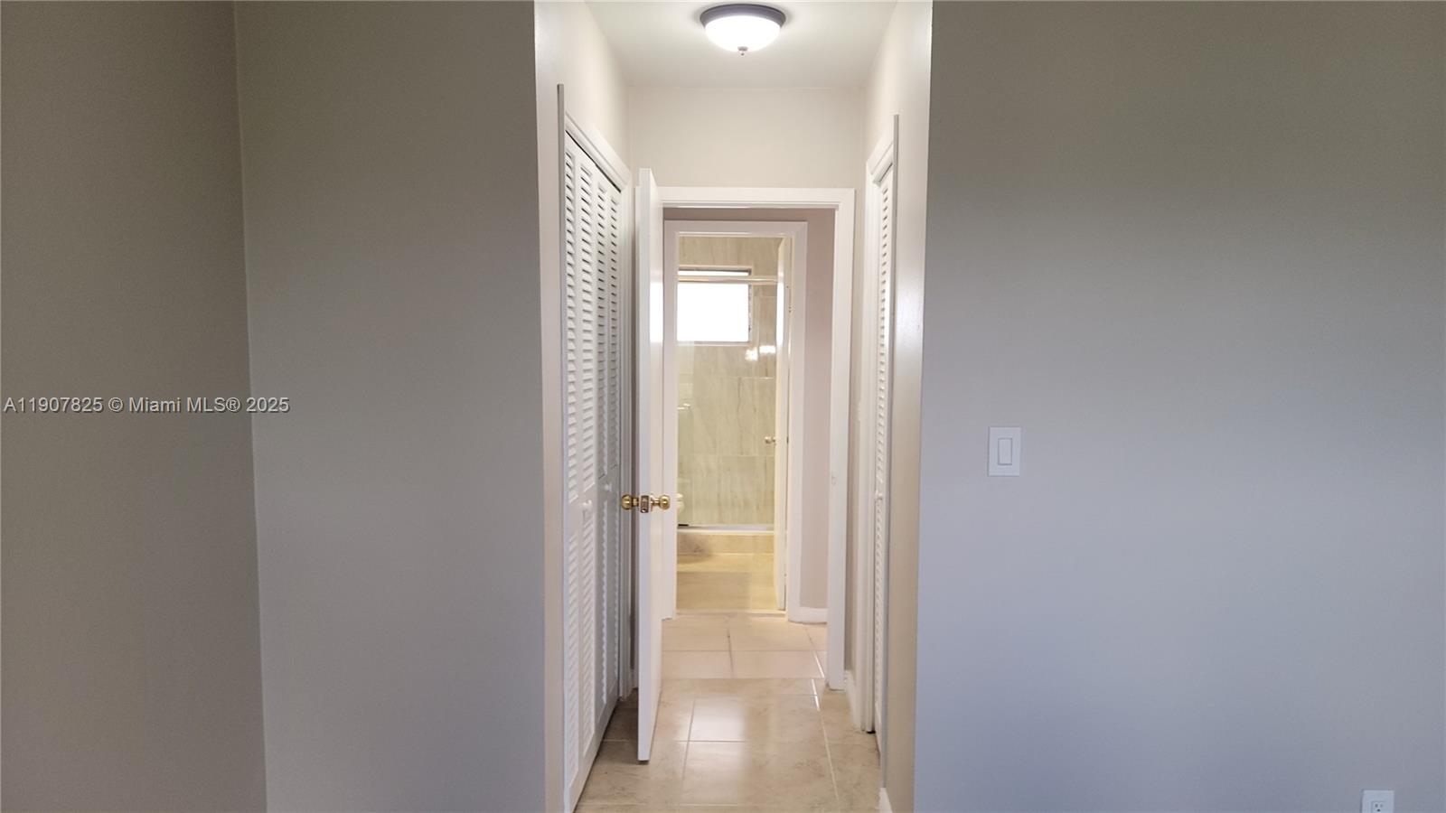 LAKE PARK GARDENS 1 INC C - Residential Lease