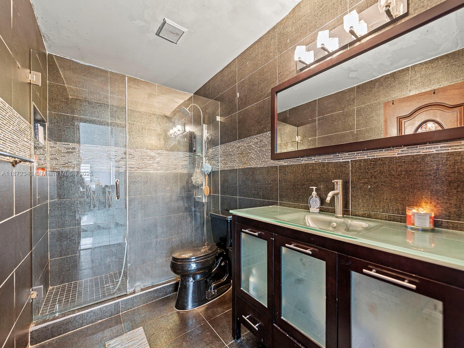 WESTWIND LAKES SEC 6 - Residential