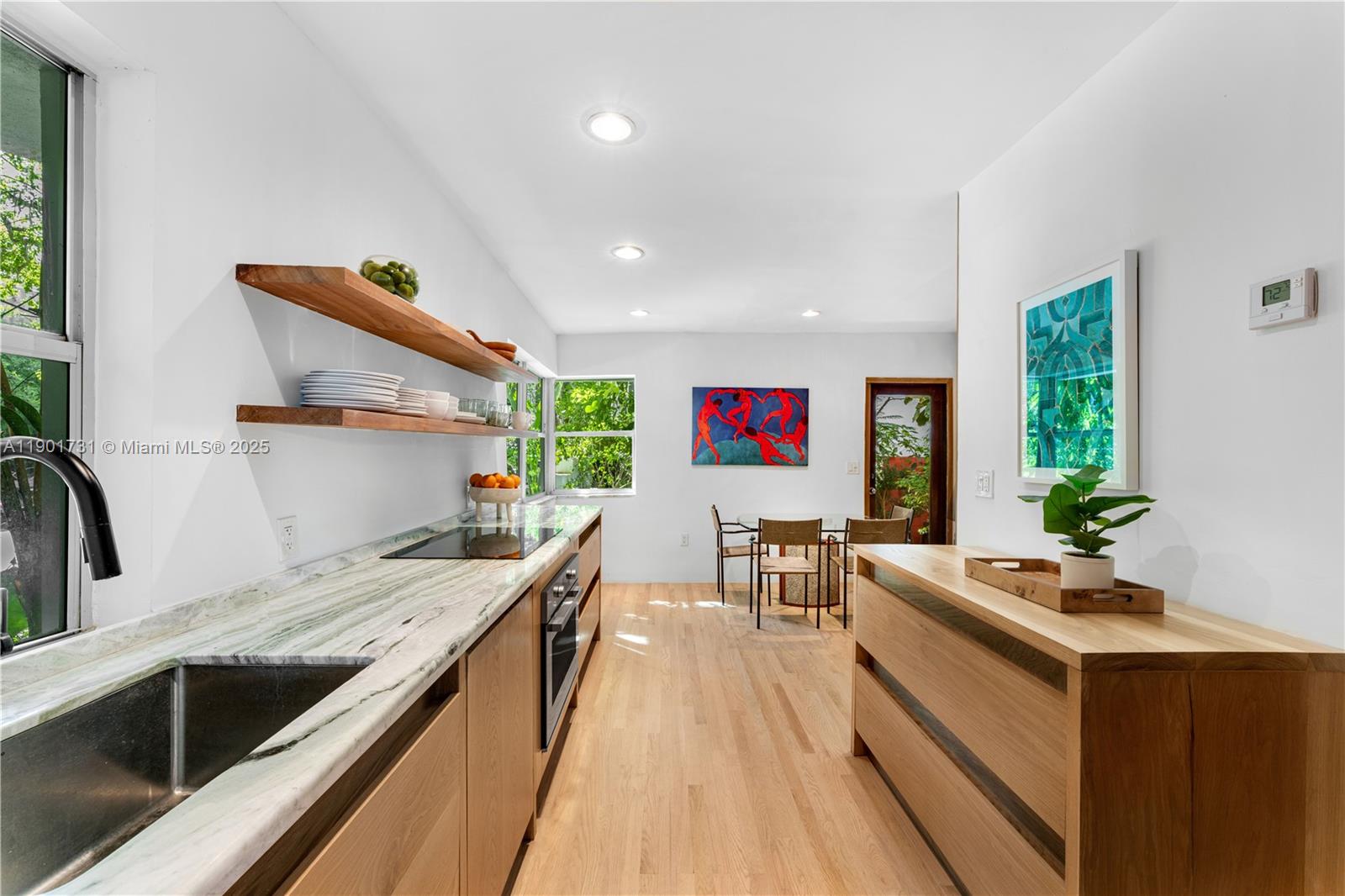 226 Jefferson Ave 1