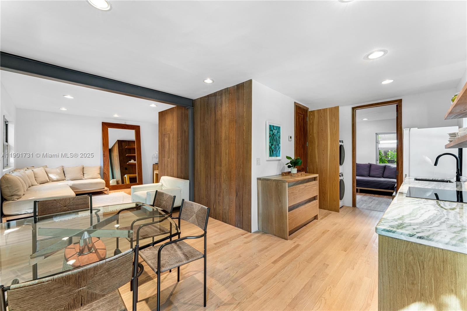 OCEAN BEACH ADDN NO 3 - Residential Lease