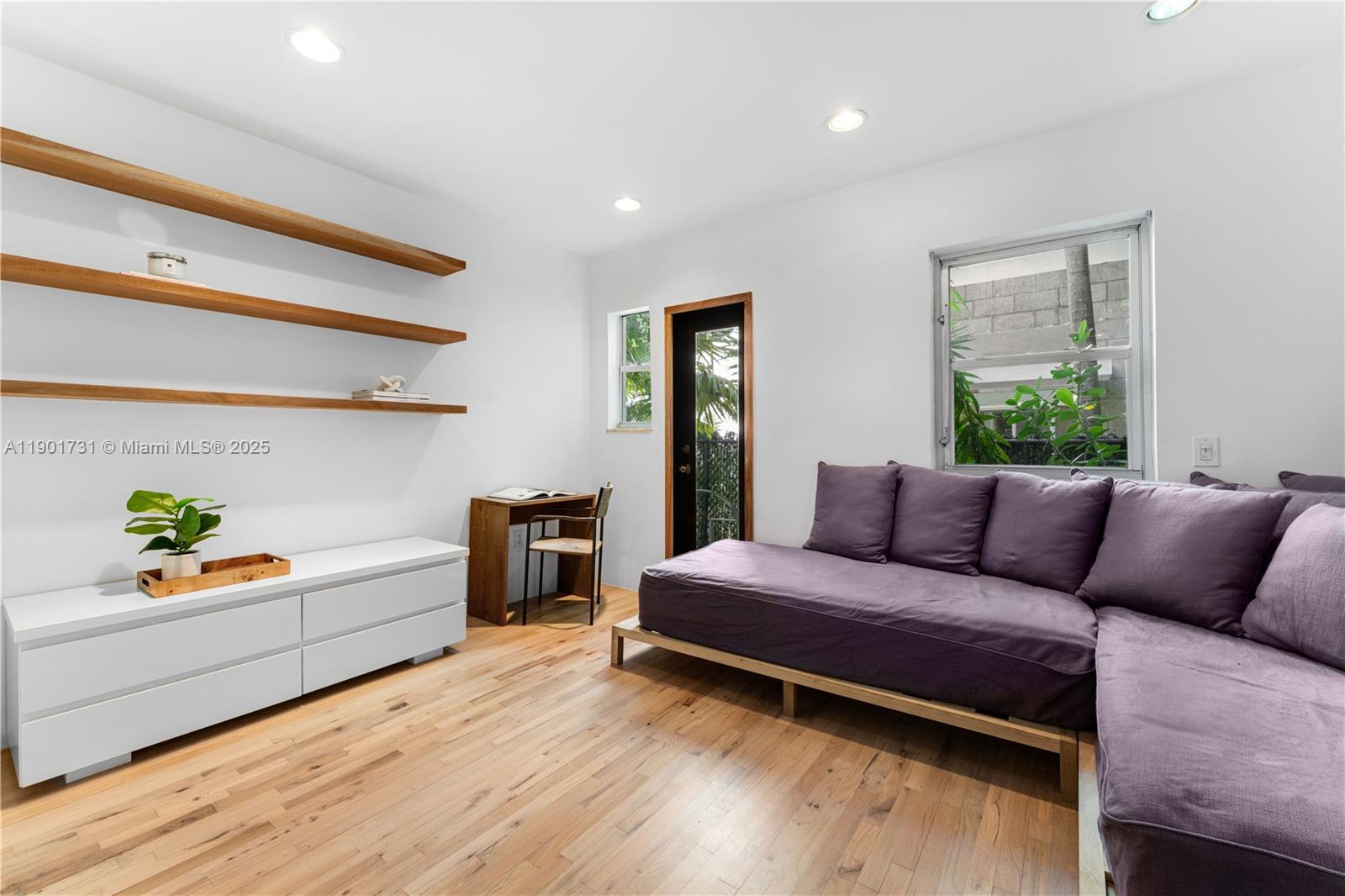 OCEAN BEACH ADDN NO 3 - Residential Lease