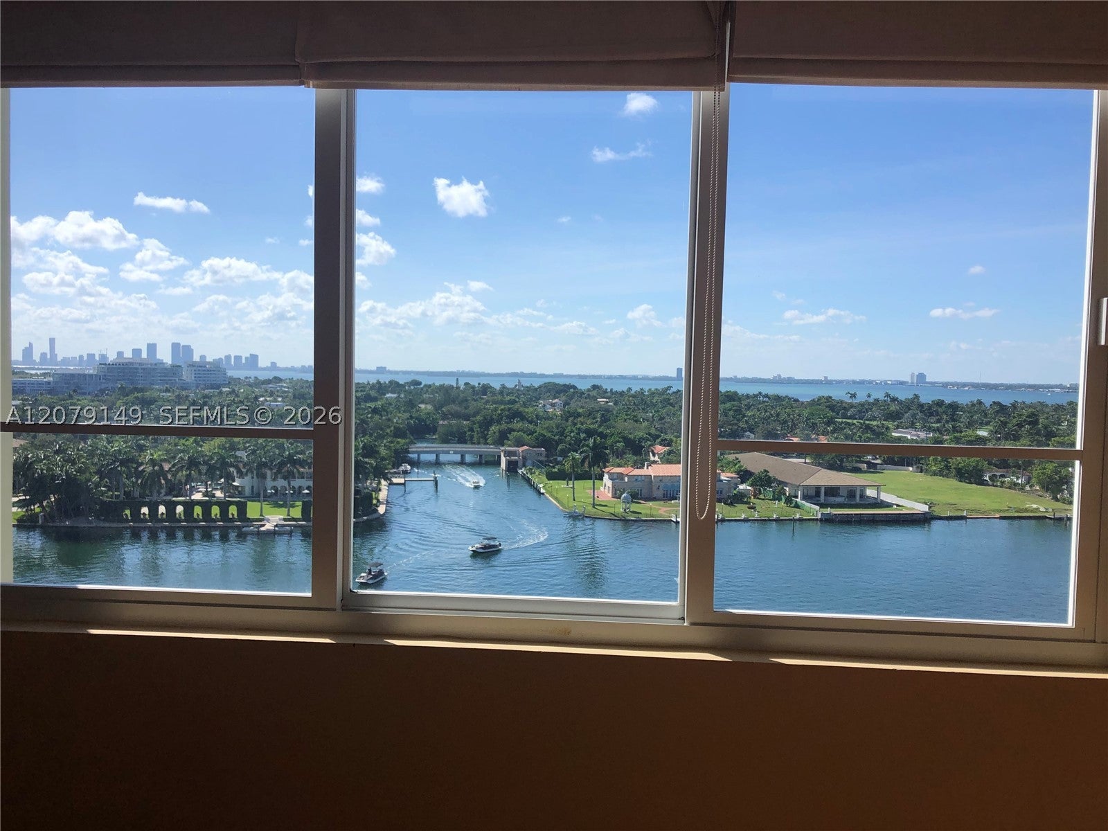 5005 Collins Ave 1202