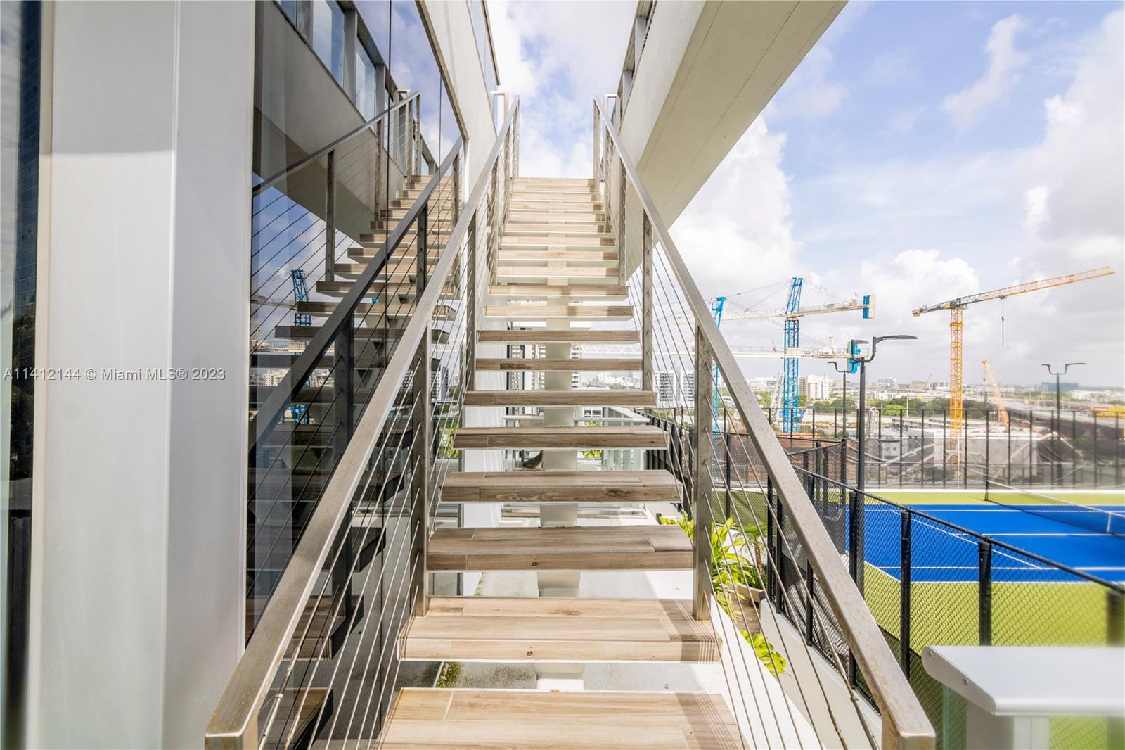 PARAMOUNT MIAMI WORLDCENT - Residential