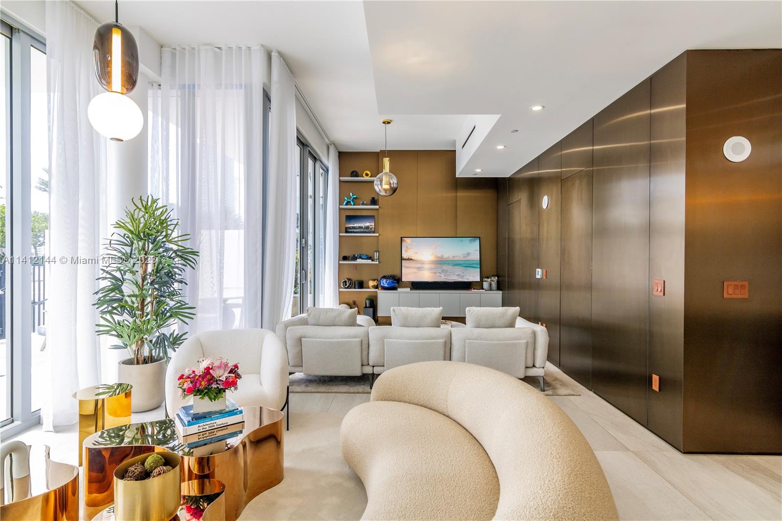 PARAMOUNT MIAMI WORLDCENT - Residential