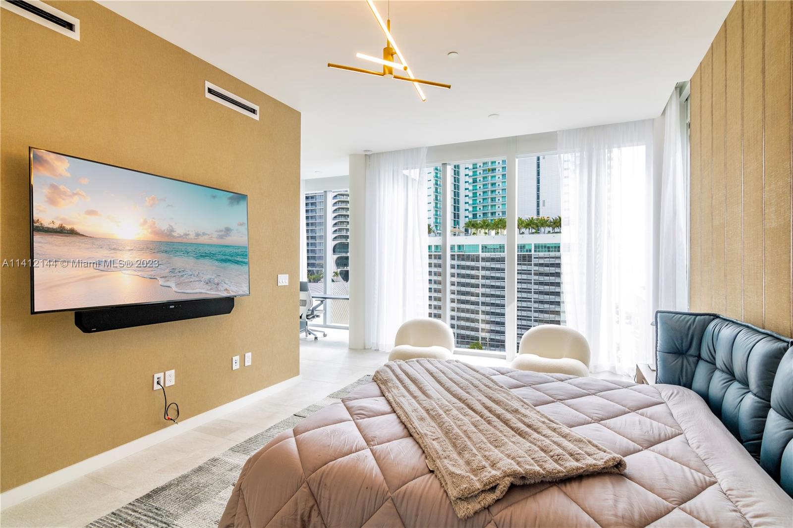 PARAMOUNT MIAMI WORLDCENT - Residential