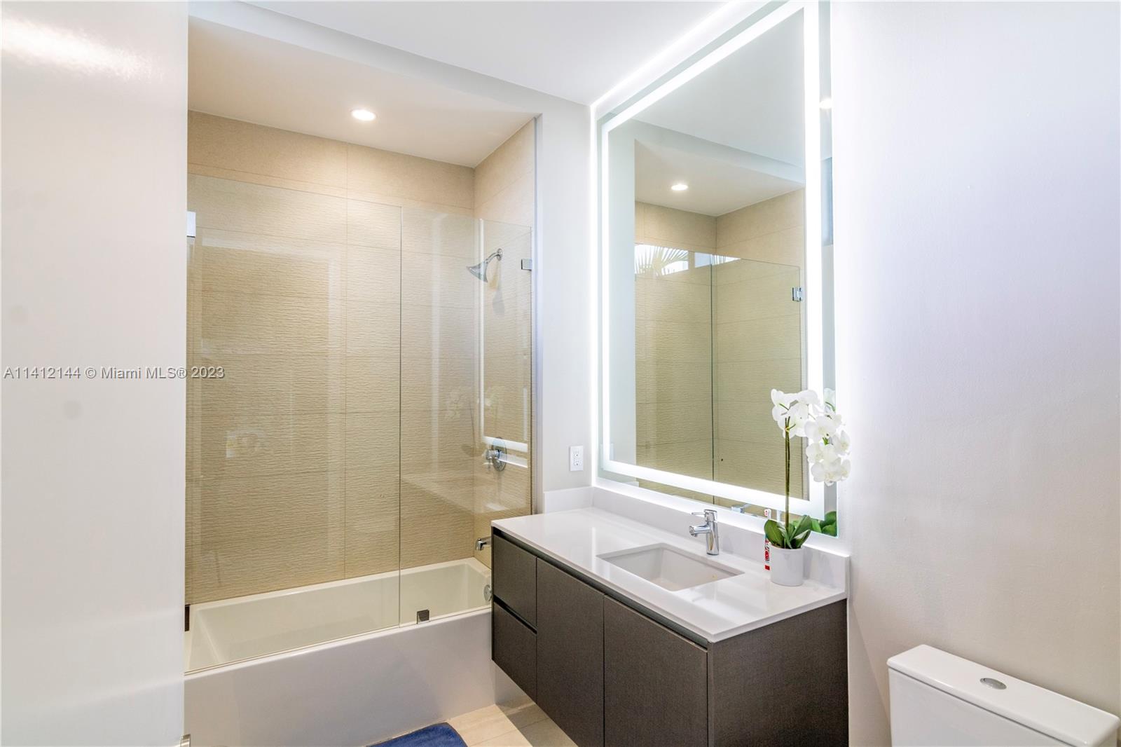 PARAMOUNT MIAMI WORLDCENT - Residential