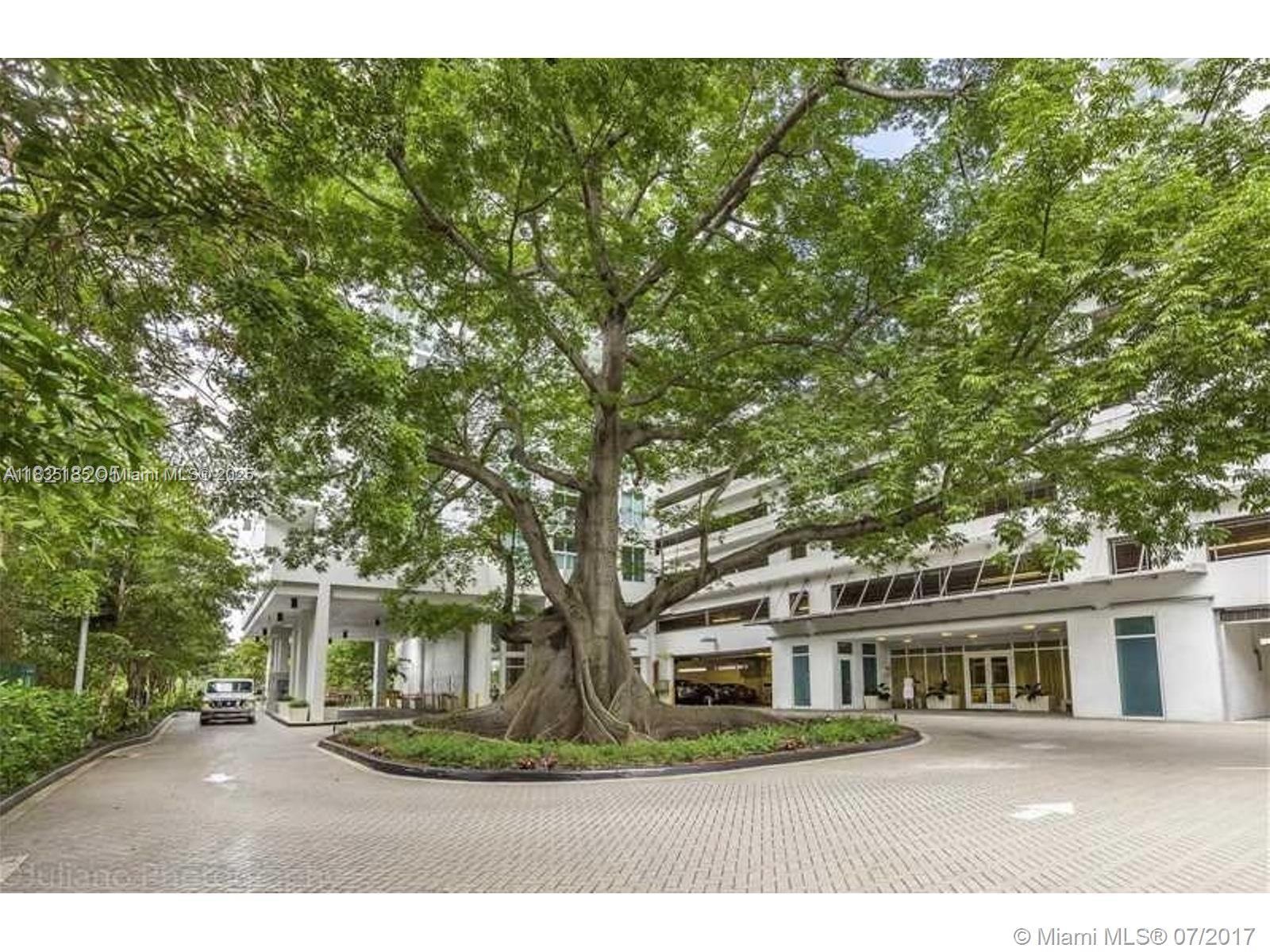 TERRAZAS RIVERPARK VILLAG - Residential