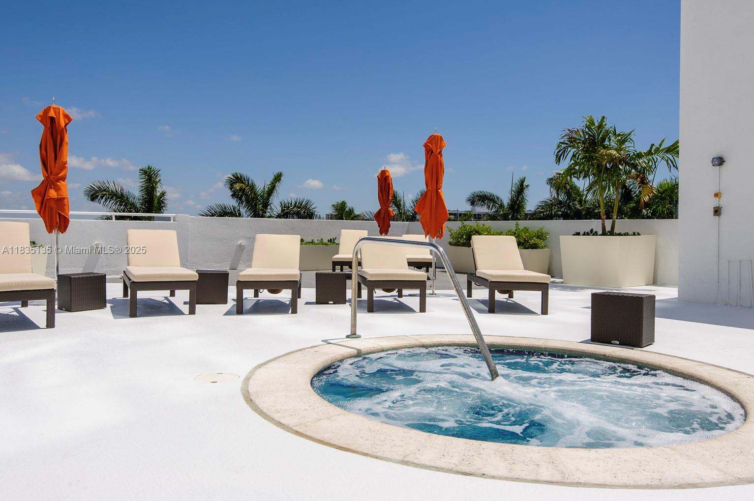 TERRAZAS RIVERPARK VILLAG - Residential