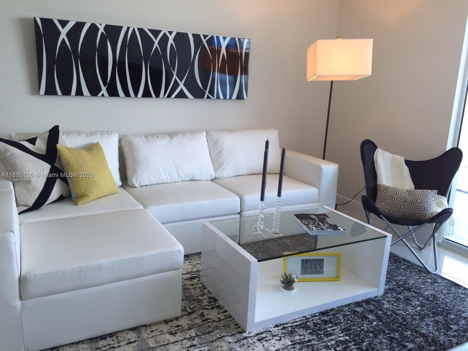 TERRAZAS RIVERPARK VILLAG - Residential