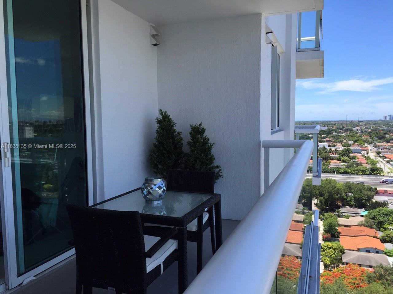 1871 NW S River Dr 1904