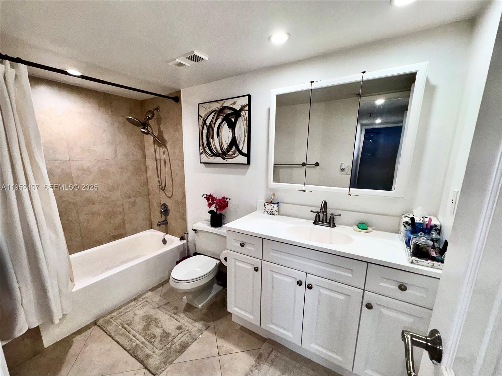 THE RIVIERA CONDO - Residential