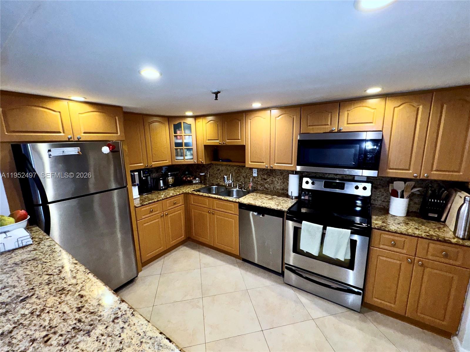 THE RIVIERA CONDO - Residential