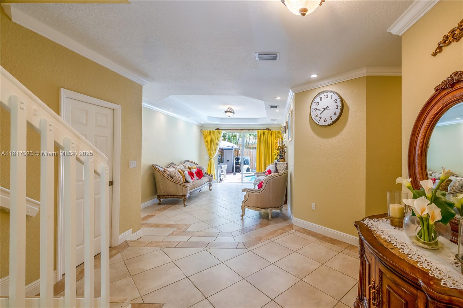 KARENERO FALLS - Residential