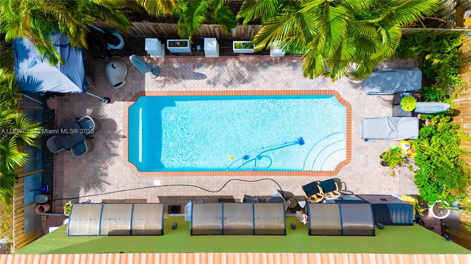 KARENERO FALLS - Residential