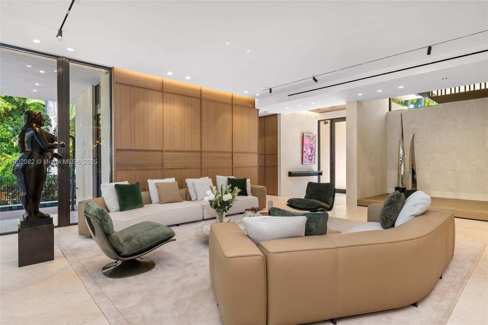 SUNSET ISLANDS-ISLAND NO - Residential