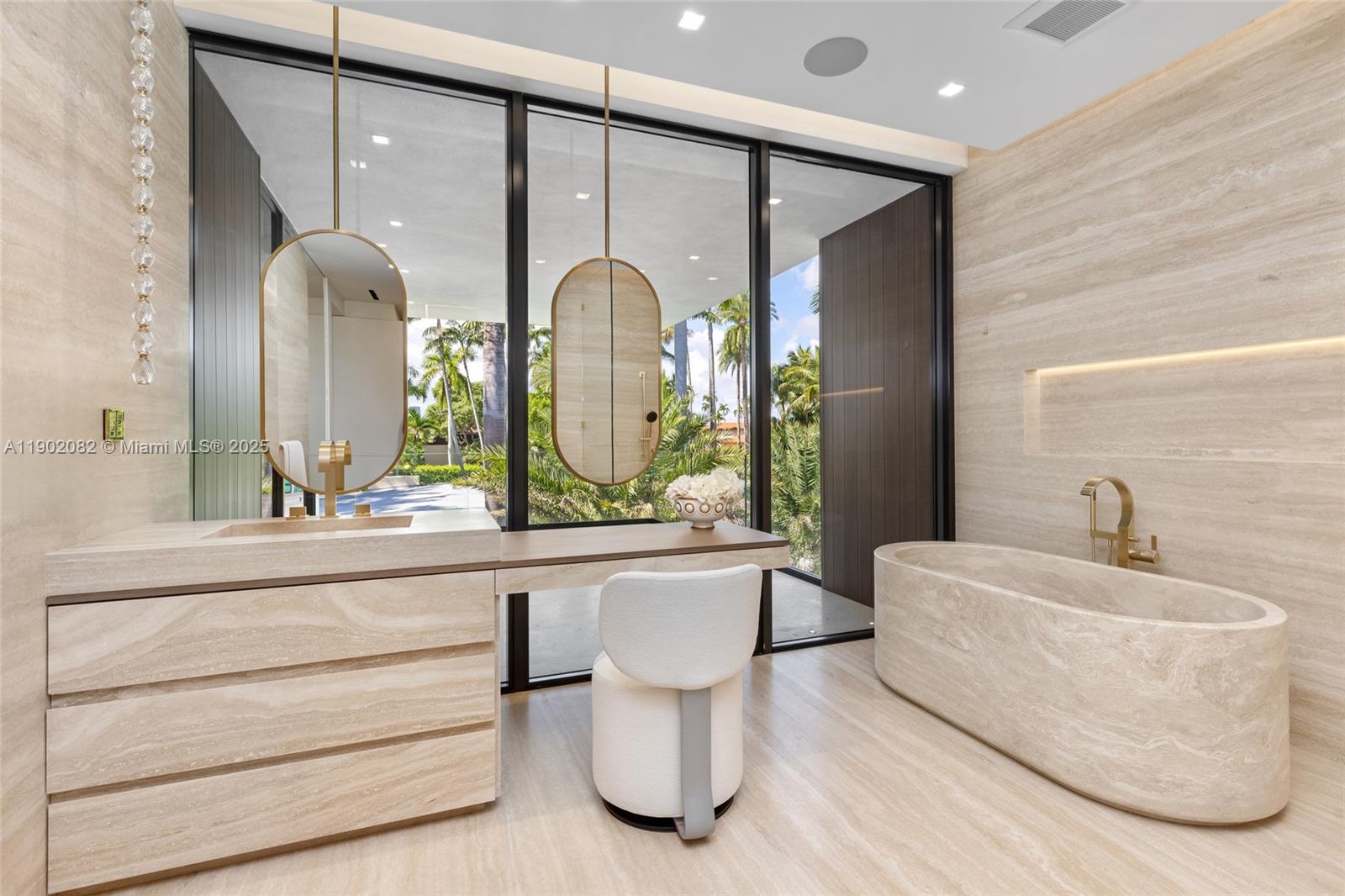 SUNSET ISLANDS-ISLAND NO - Residential