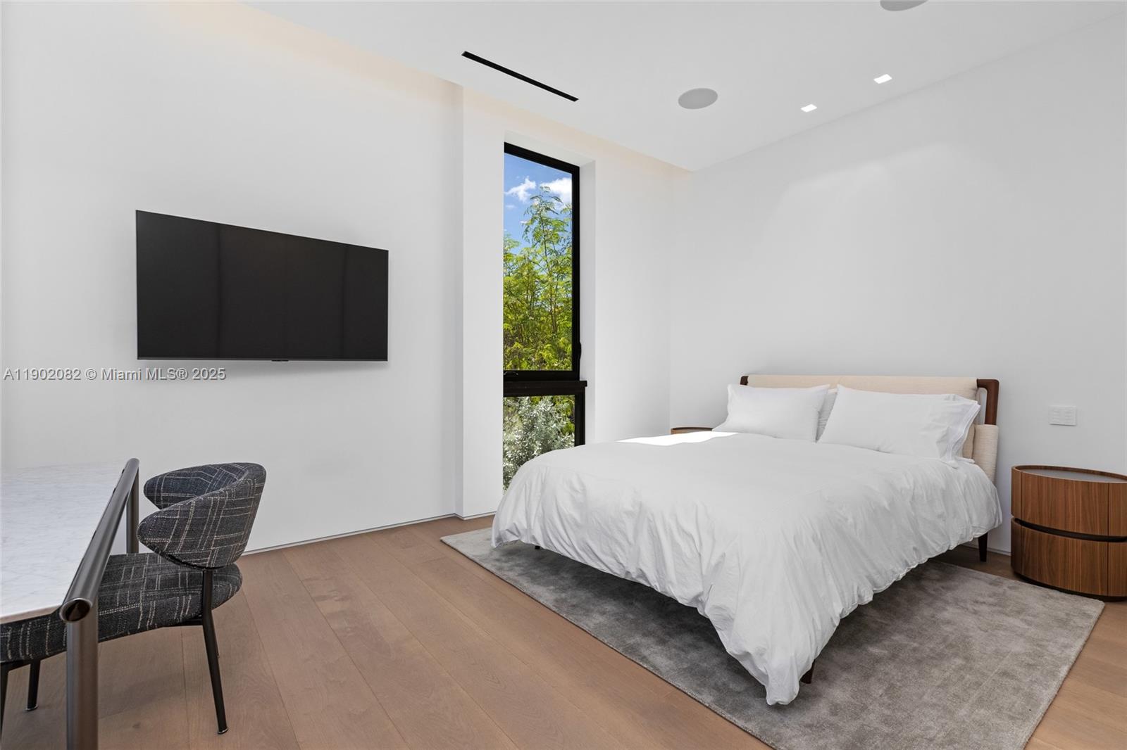 SUNSET ISLANDS-ISLAND NO - Residential