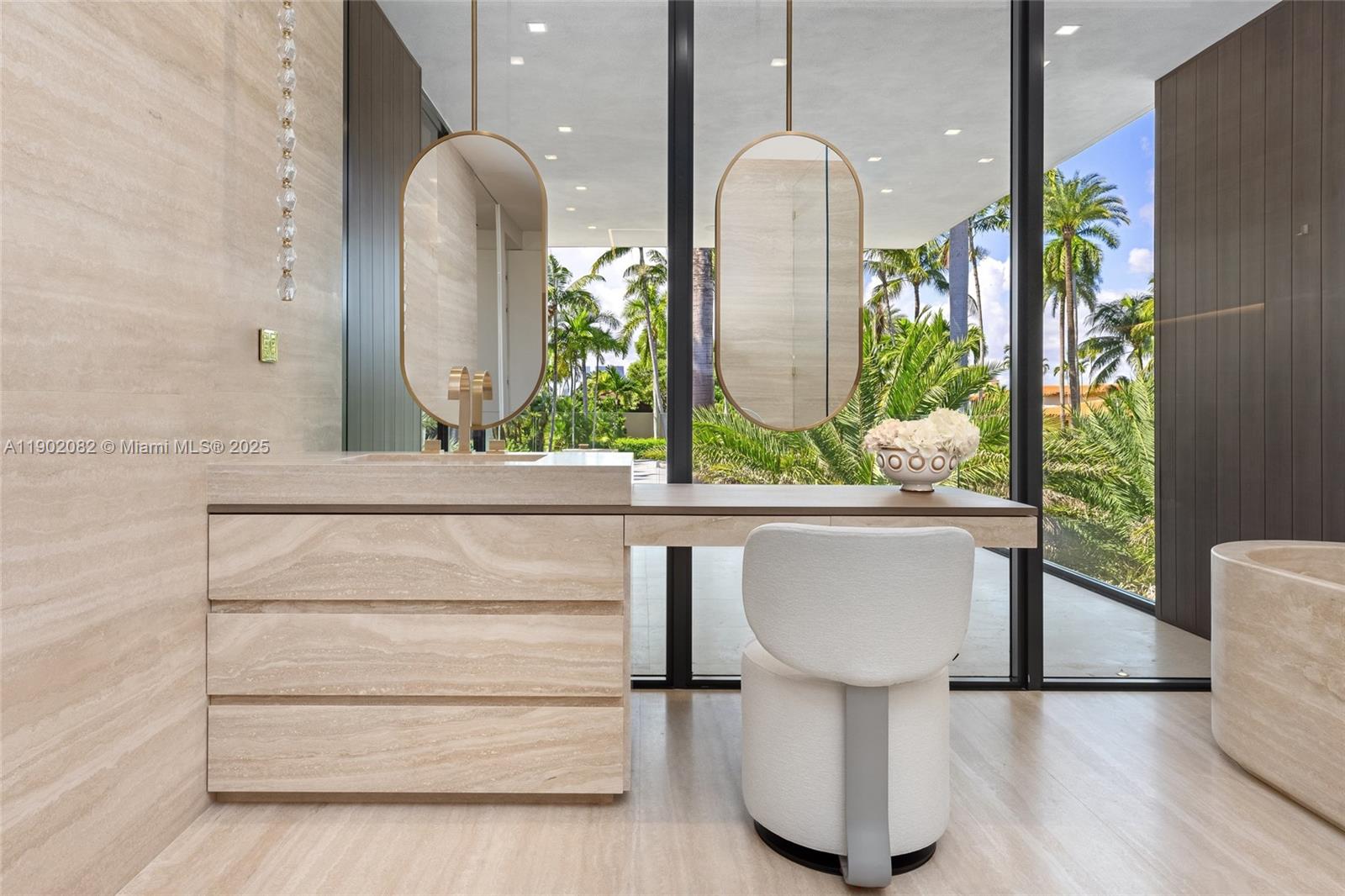 SUNSET ISLANDS-ISLAND NO - Residential