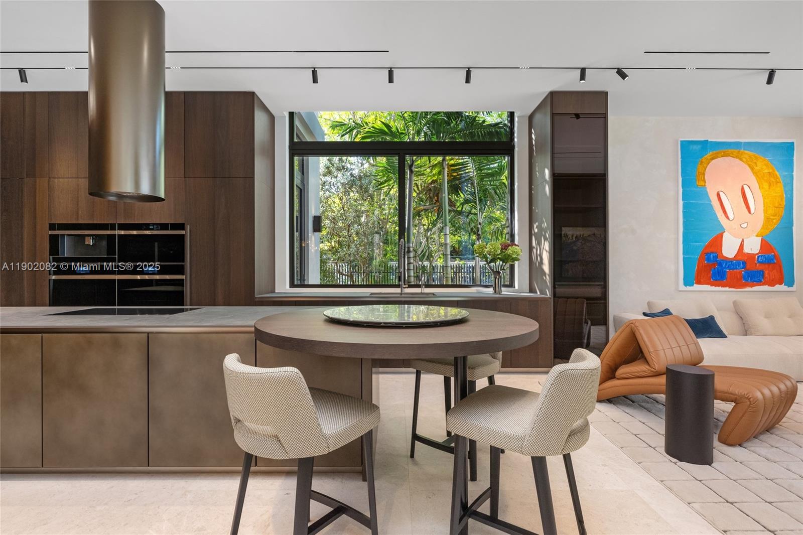 SUNSET ISLANDS-ISLAND NO - Residential