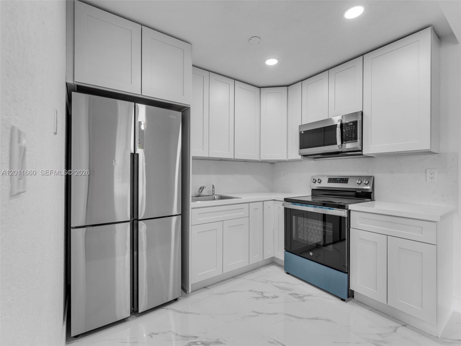 BLAKE SUB - Residential Lease