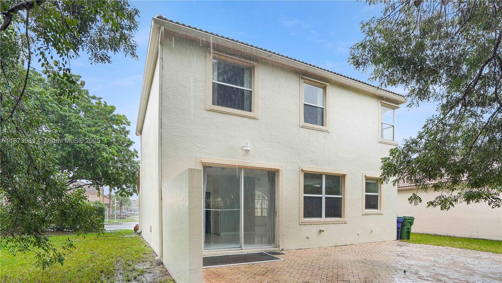 TOWNGATE - Residential