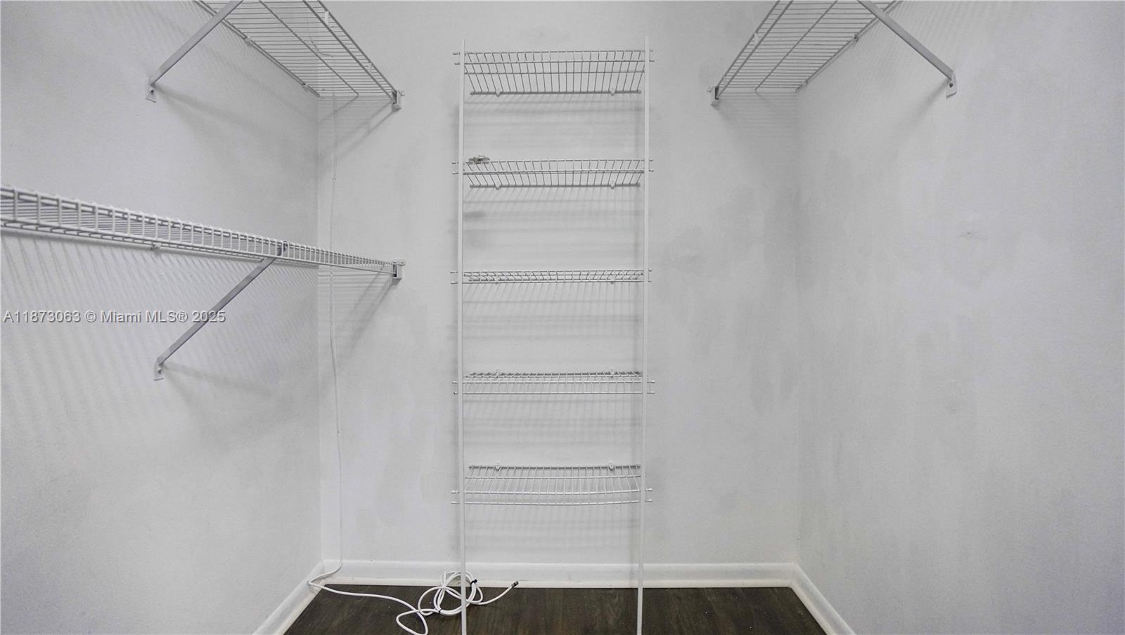 TOWNGATE - Residential