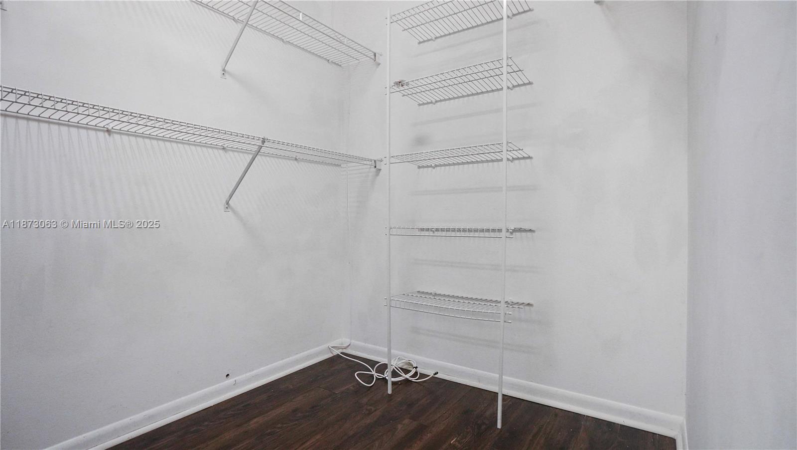 TOWNGATE - Residential