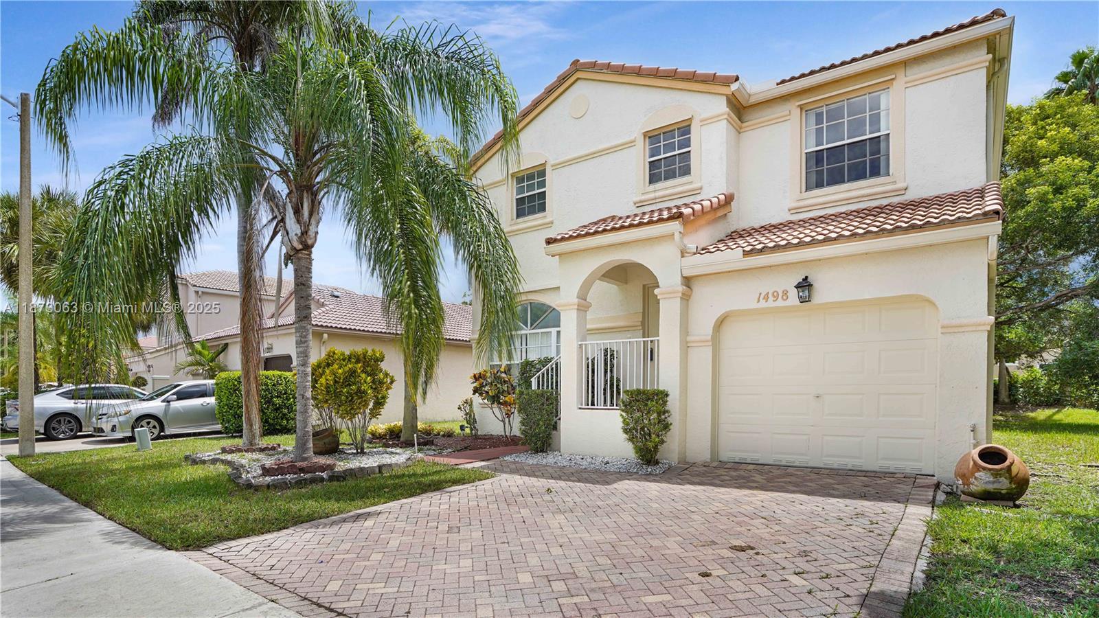 Welcome home to this 3 bed 2.5 bath single family home in the desirable gated community of Towngate. This spacious home sits on a larger corner lot and features vaulted ceilings and filled with lots of natural light. The oversized primary suite offers a walk-in closet and additional closets. Enjoy peace of mind with a newer 2022 a/c and water heater. Separate laundry room and open layout perfect for your family. Towngate residents enjoy resort-style amenities including a fitness center, community pool, tennis courts, playgrounds and more. Top-rated schools, excellent restaurants and shopping, and easy access to major highways. This home combines comfort, convenience and community living at its best!