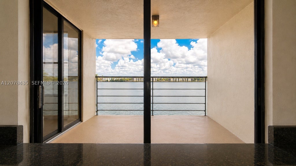 Photo of 114 Lake Emerald Dr #409, Oakland Park, FL 33309 (MLS # A12078435)