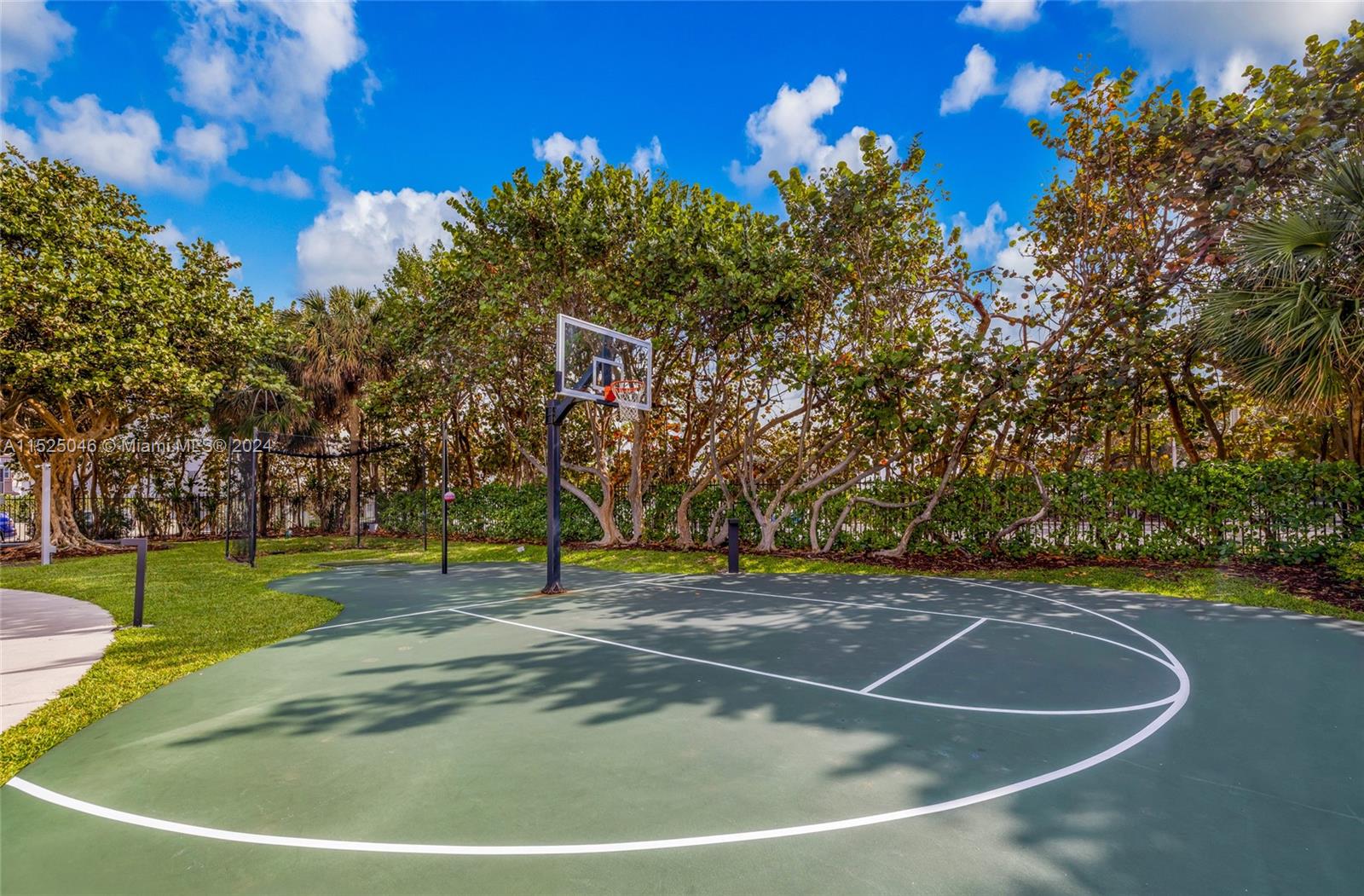 SUMMIT CONDO - Residential Lease