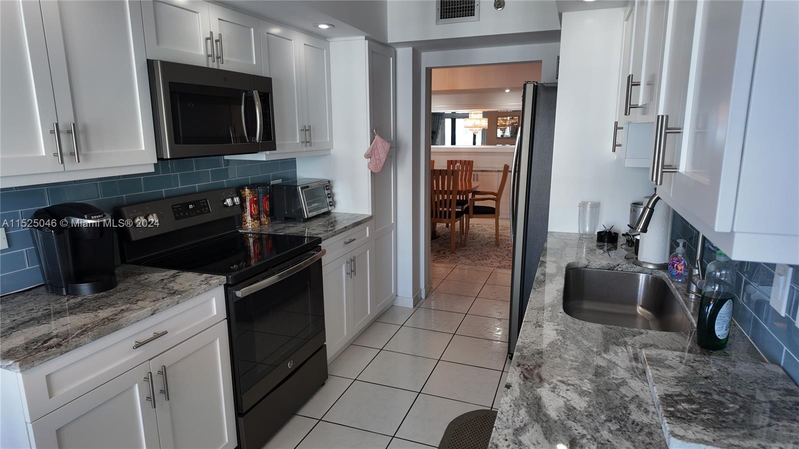 SUMMIT CONDO - Residential Lease