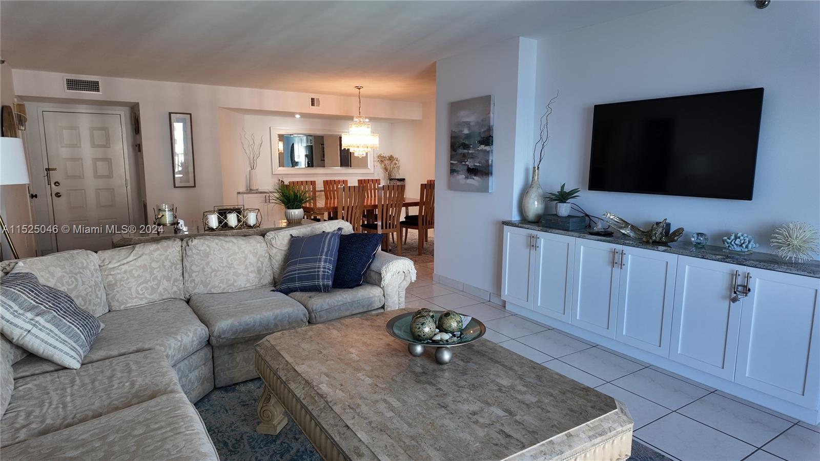 1201 S Ocean Dr 1903S