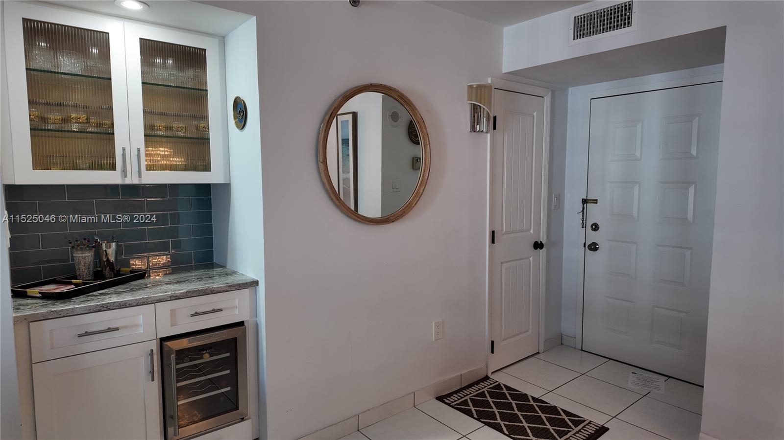 SUMMIT CONDO - Residential Lease