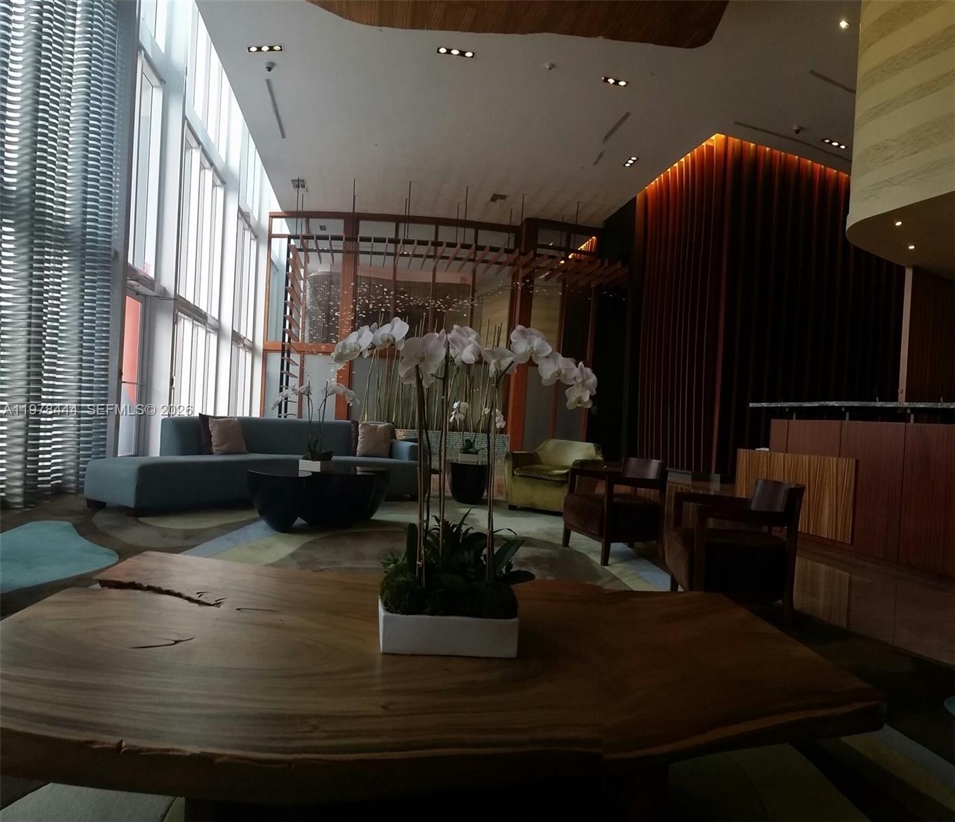 50 Biscayne Blvd 703