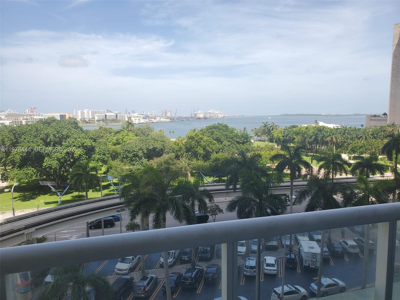50 BISCAYNE CONDO - Residential Lease