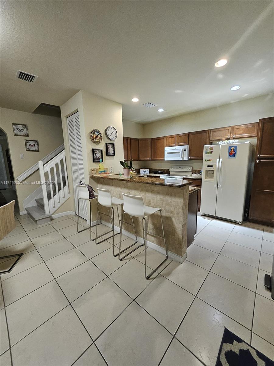 9572 SW 169th Pl 9572