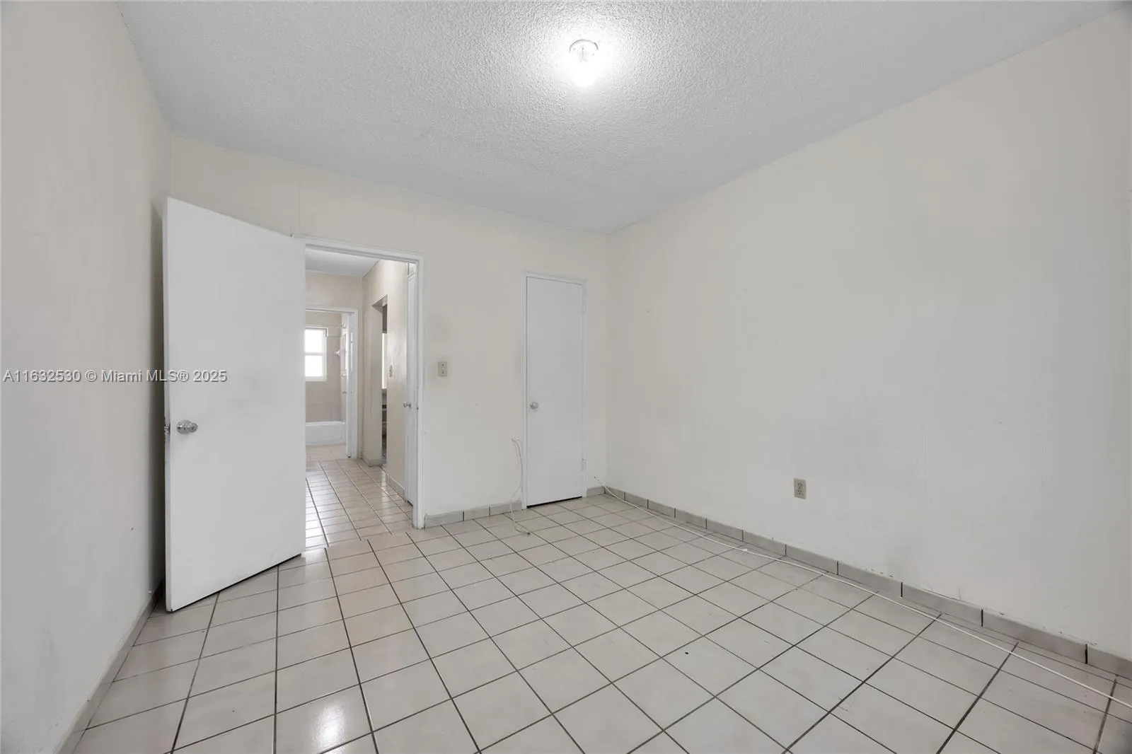 Miami, Florida 33135, United States, 1 Bedroom Bedrooms, ,1 BathroomBathrooms,Residential,Active,50396