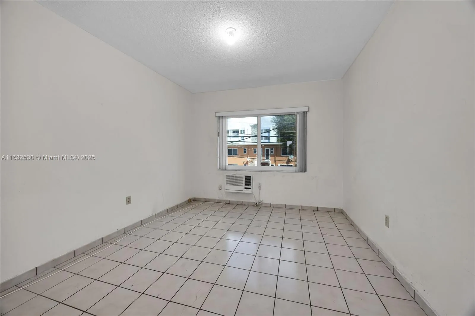 Miami, Florida 33135, United States, 1 Bedroom Bedrooms, ,1 BathroomBathrooms,Residential,Active,50396