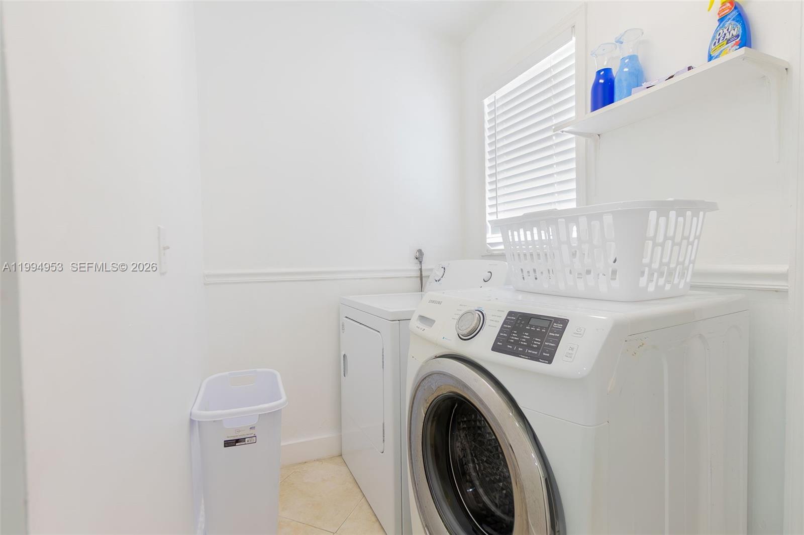 SUGAR POND MANOR OF WELLI - Residential