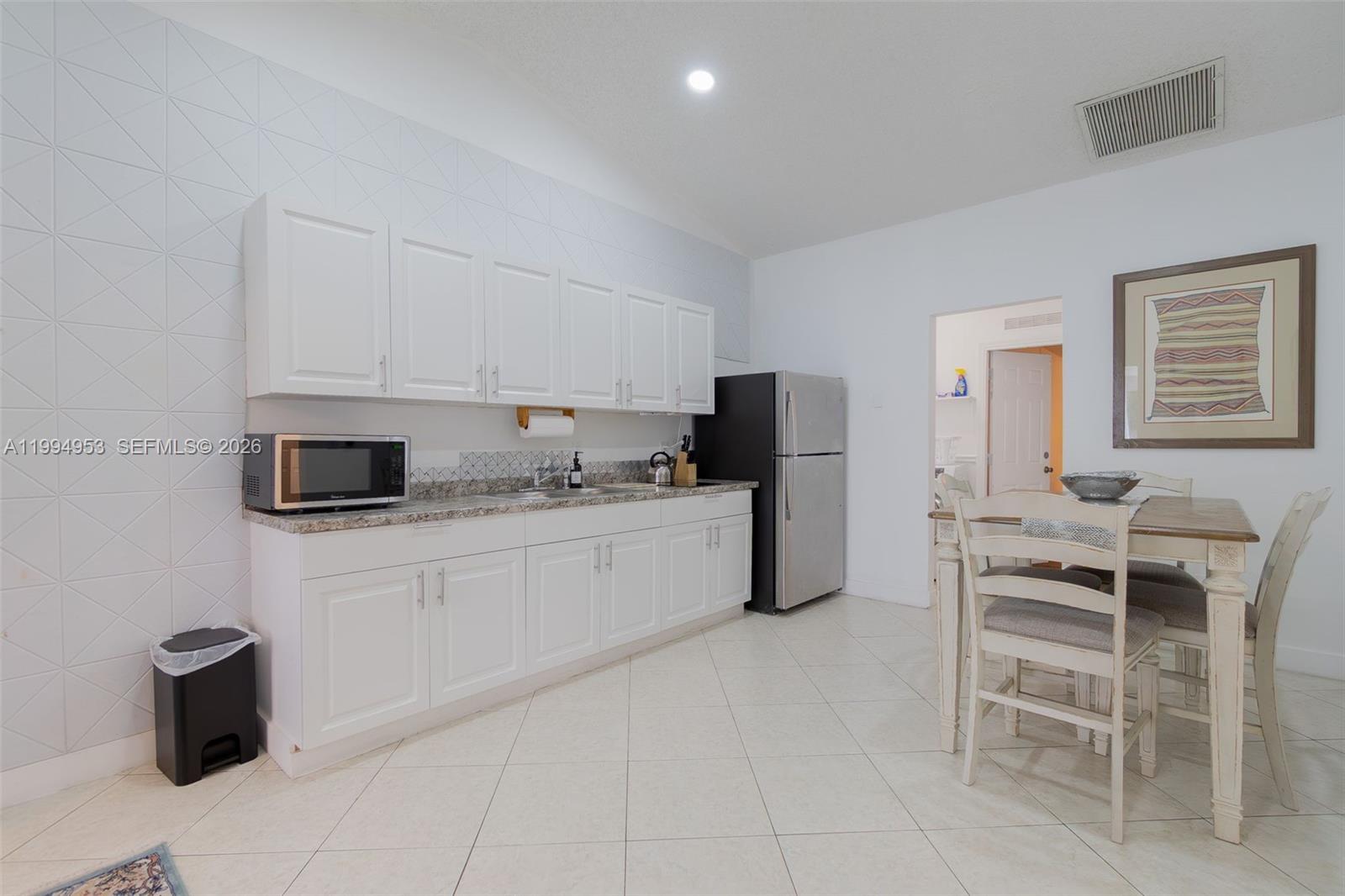 SUGAR POND MANOR OF WELLI - Residential