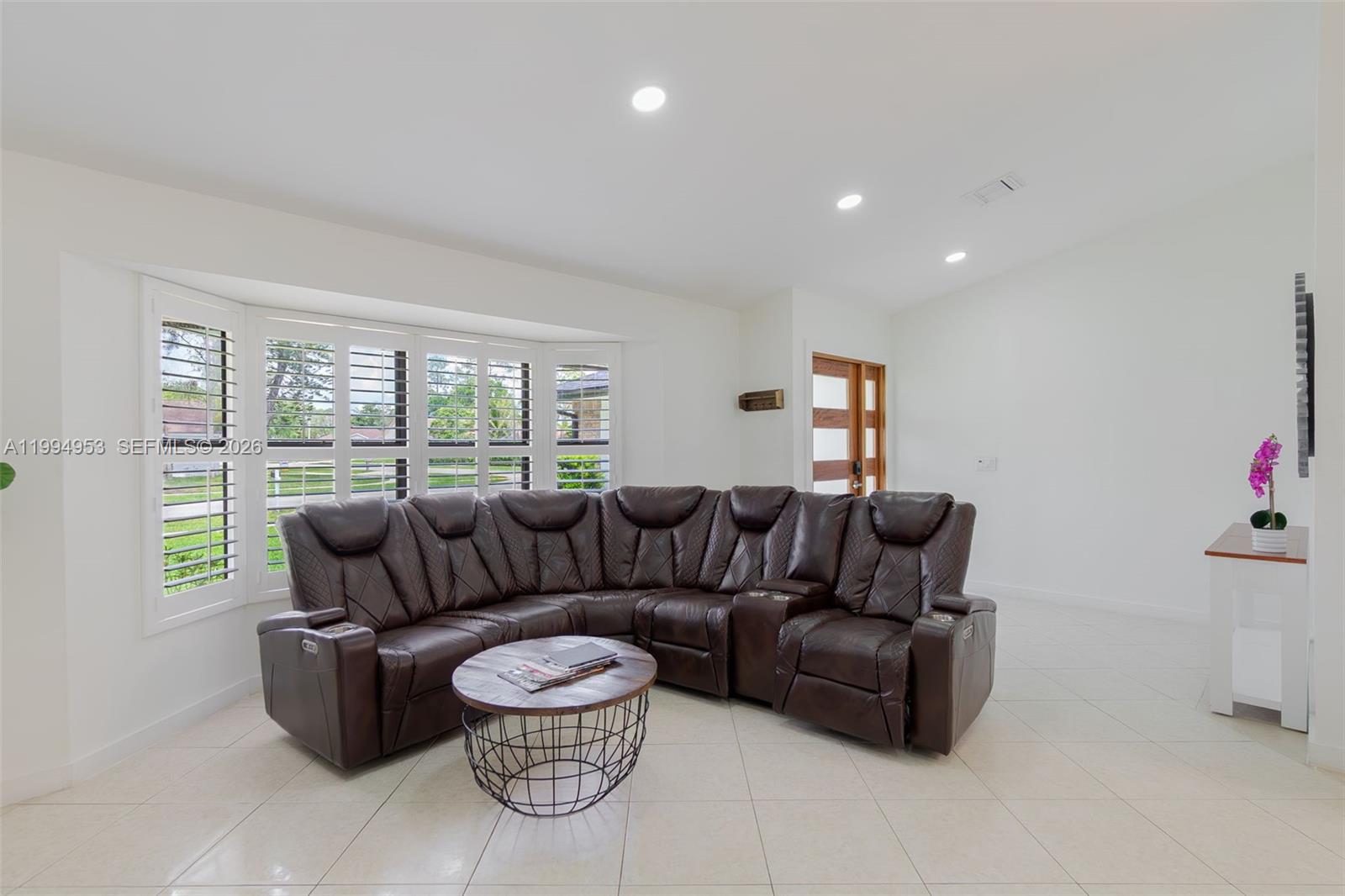 SUGAR POND MANOR OF WELLI - Residential