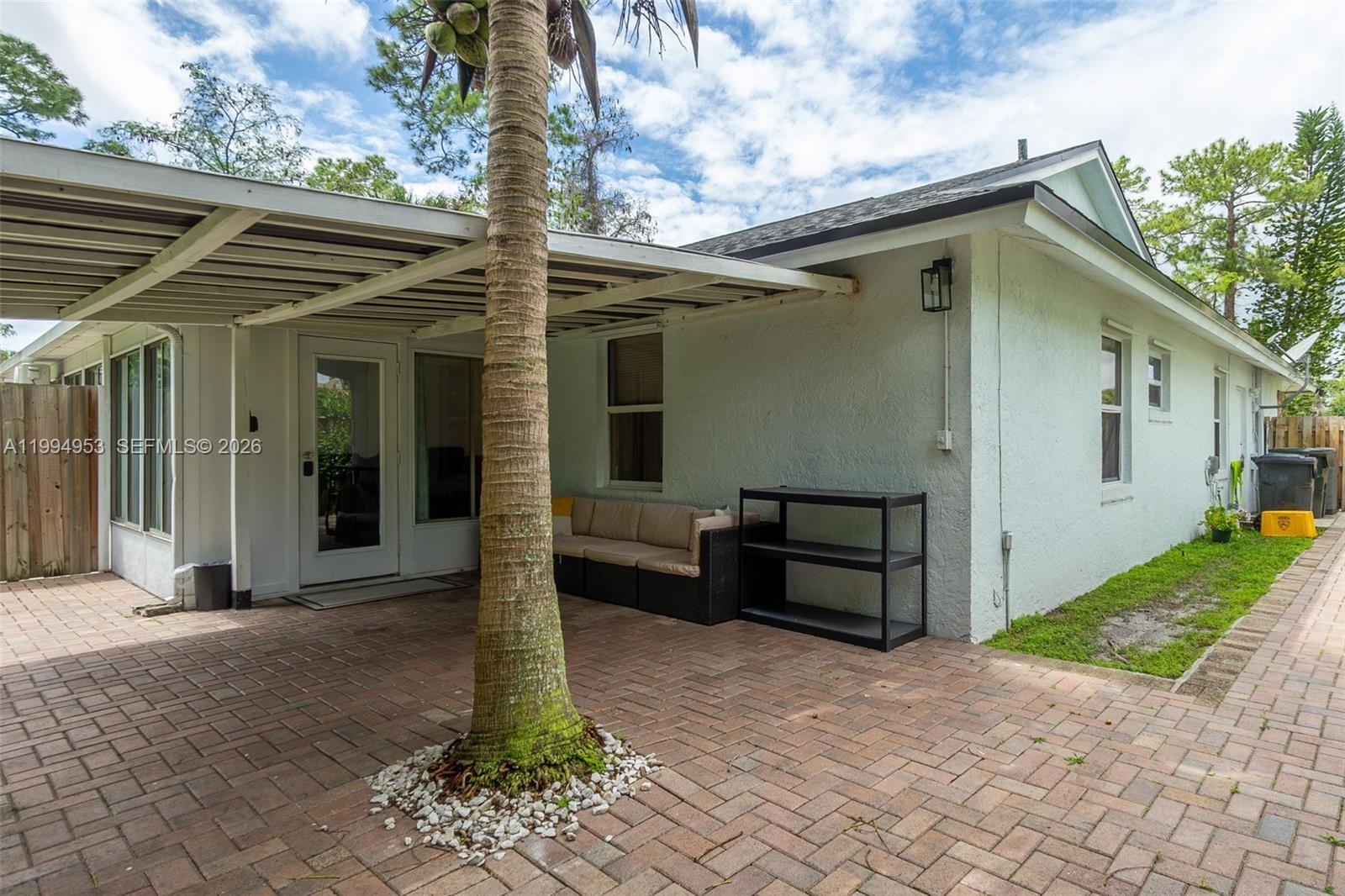 SUGAR POND MANOR OF WELLI - Residential