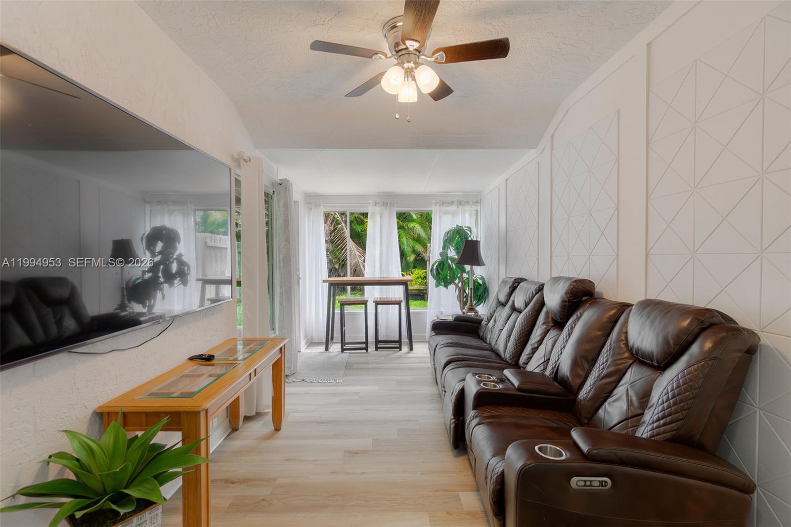 SUGAR POND MANOR OF WELLI - Residential